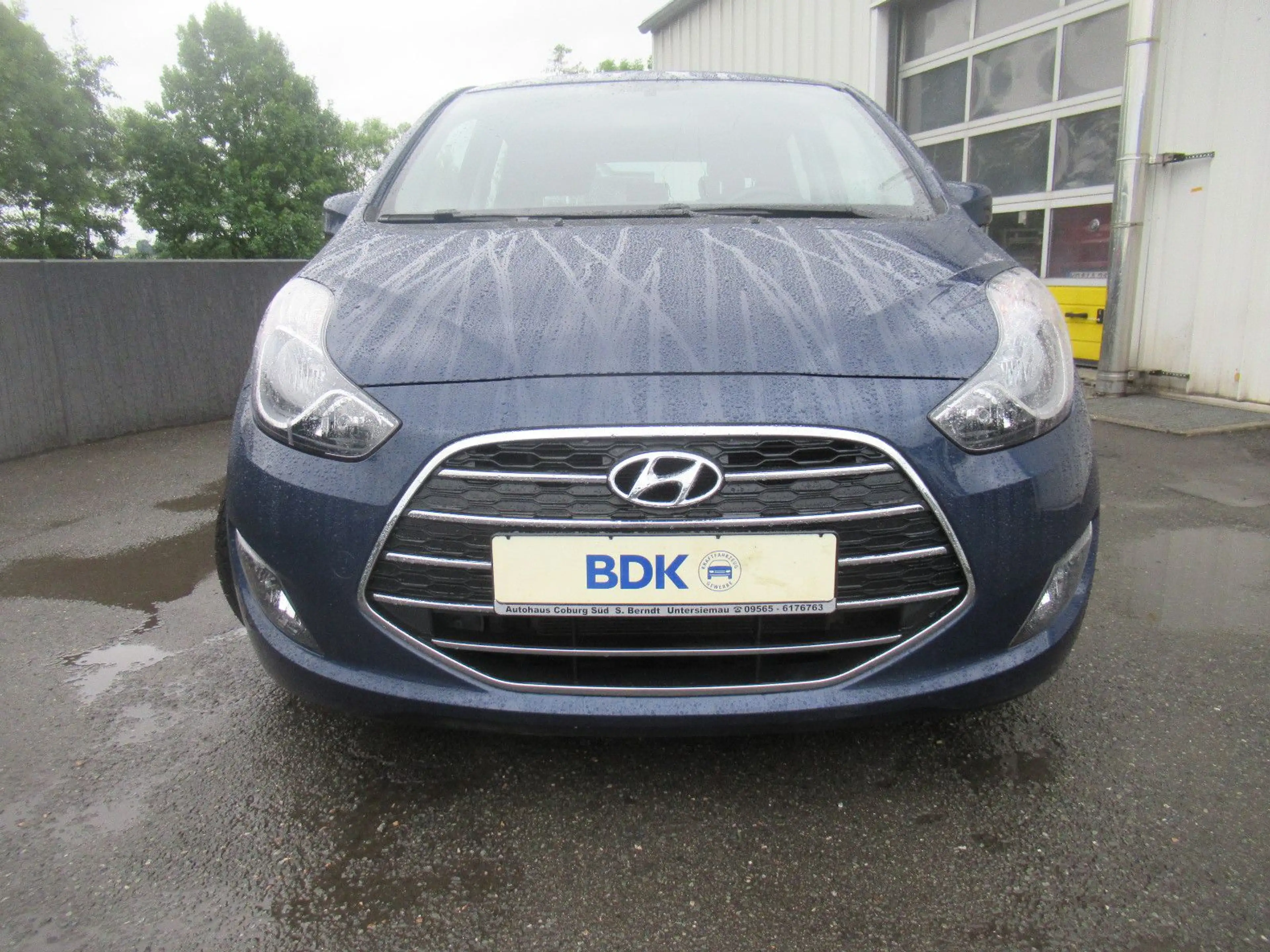 Hyundai iX20 KLIMA RADIO HÖHER EINSTEIGEN TOP — photo 2