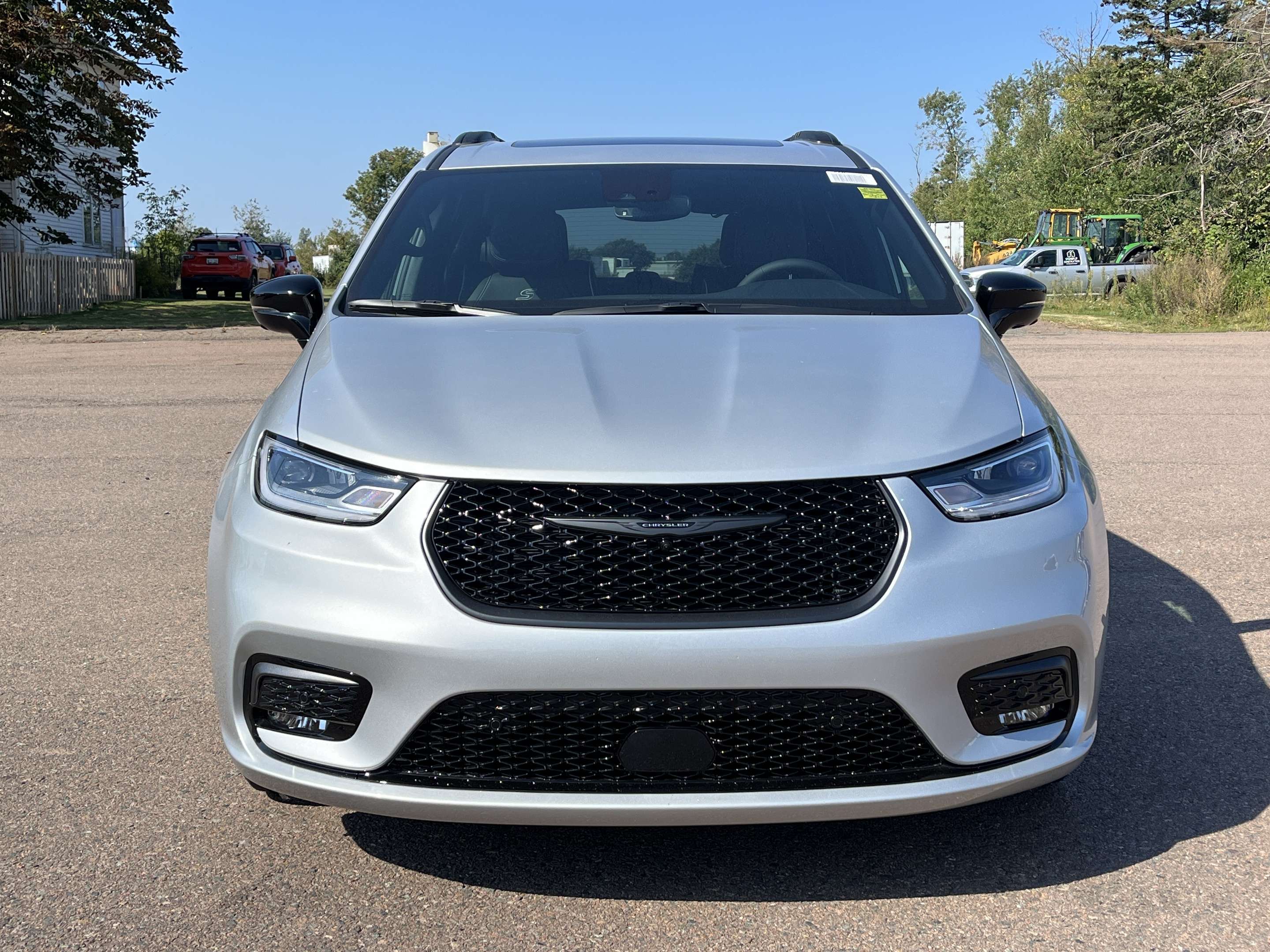 2024 Chrysler Pacifica Hybrid