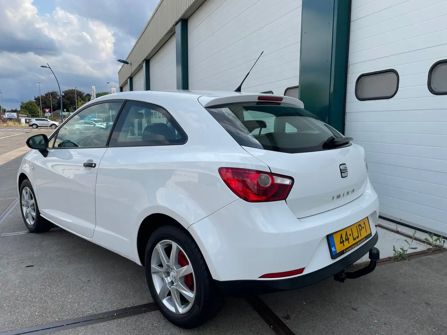 SEAT Ibiza SC 1.4 Spirit Wit - 2