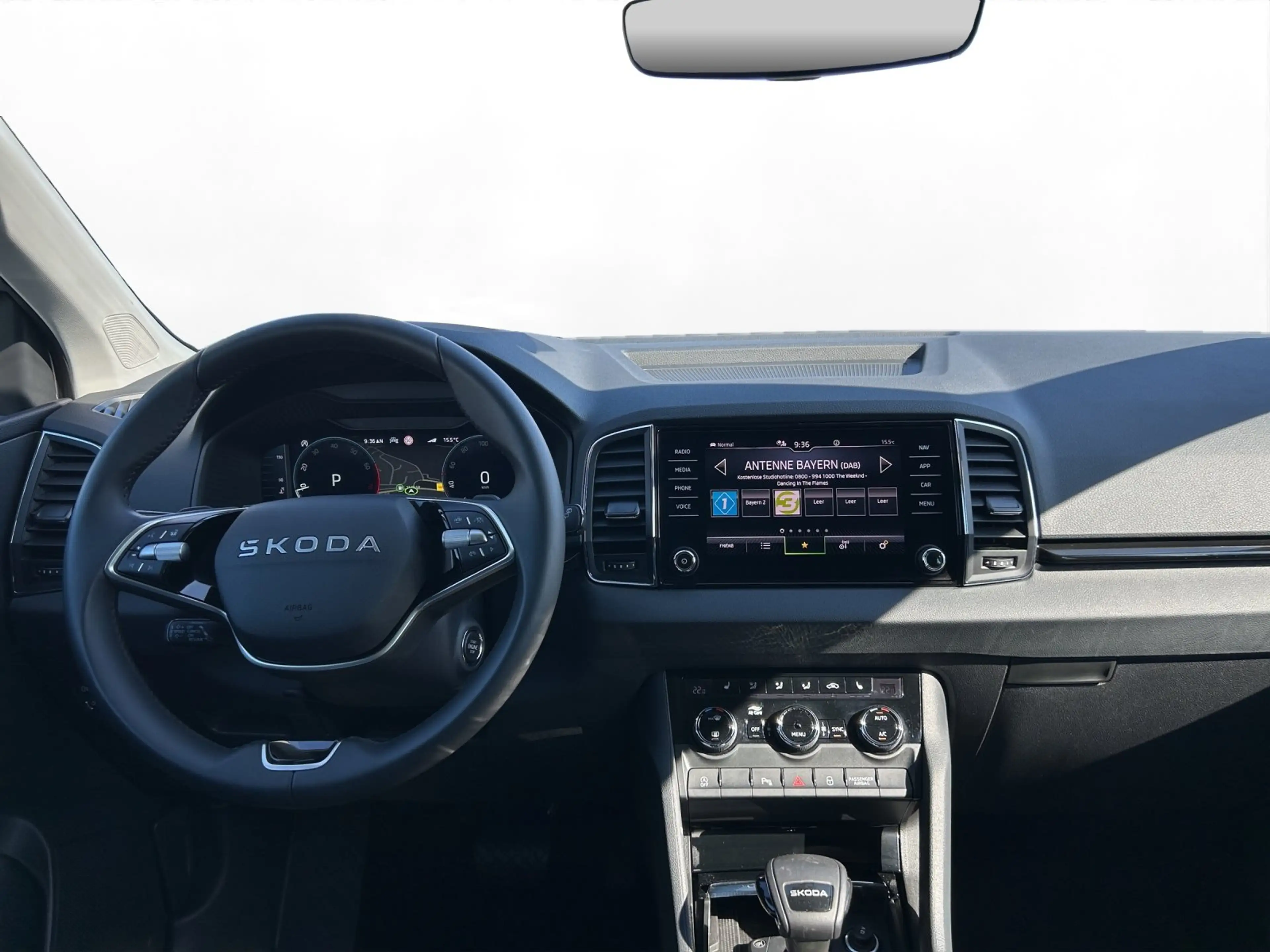 Skoda Karoq 1.5 TSI DSG SELECTION | NAVI | LED | — photo 12