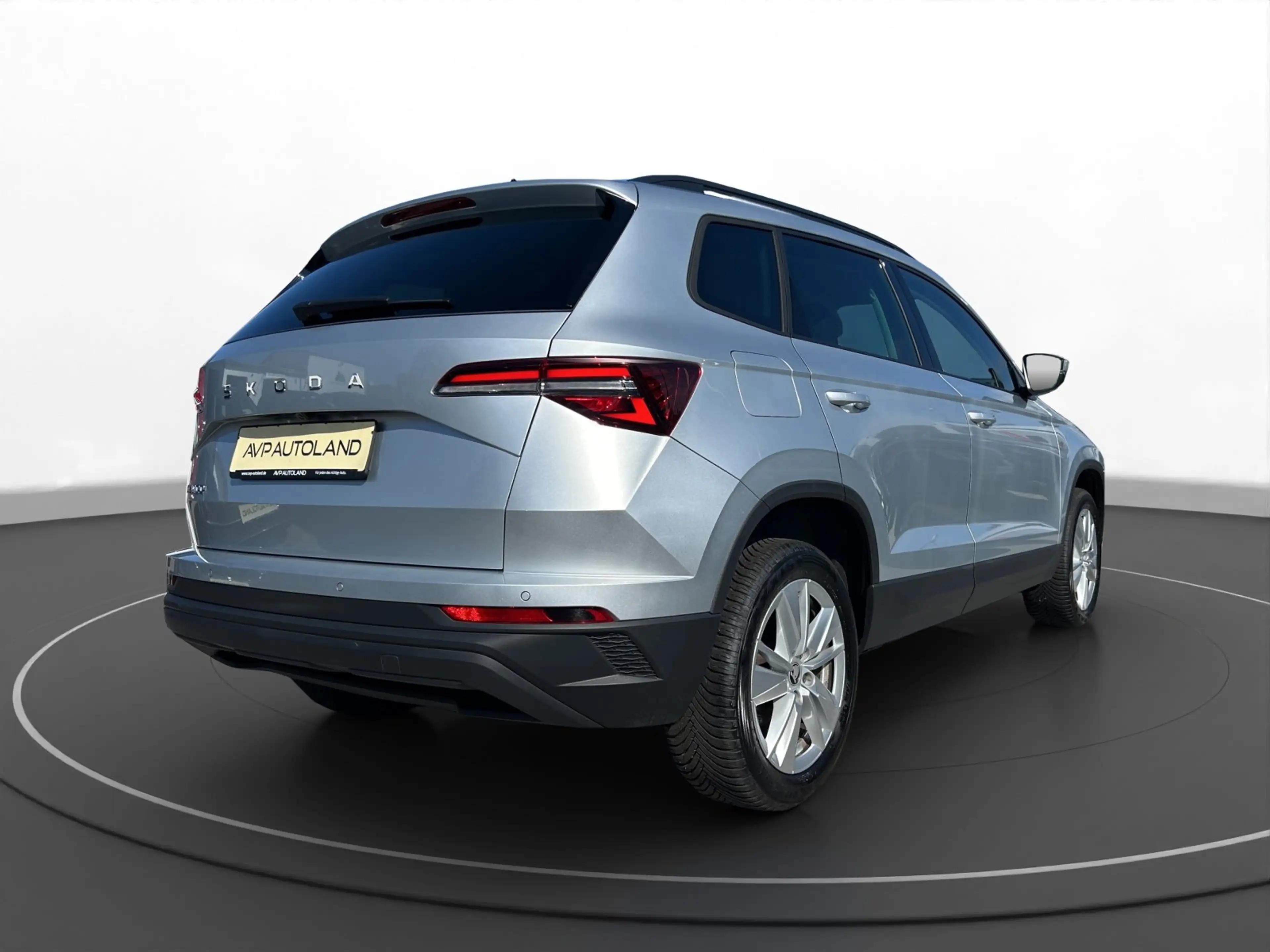 Skoda Karoq 1.5 TSI DSG SELECTION | NAVI | LED | — photo 5