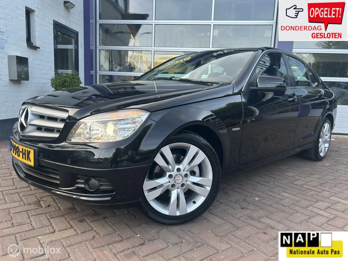 Mercedes-Benz C 180 CGI BlueEFFICIENCY * AUTOMAAT AIRCO * Zwart - 1