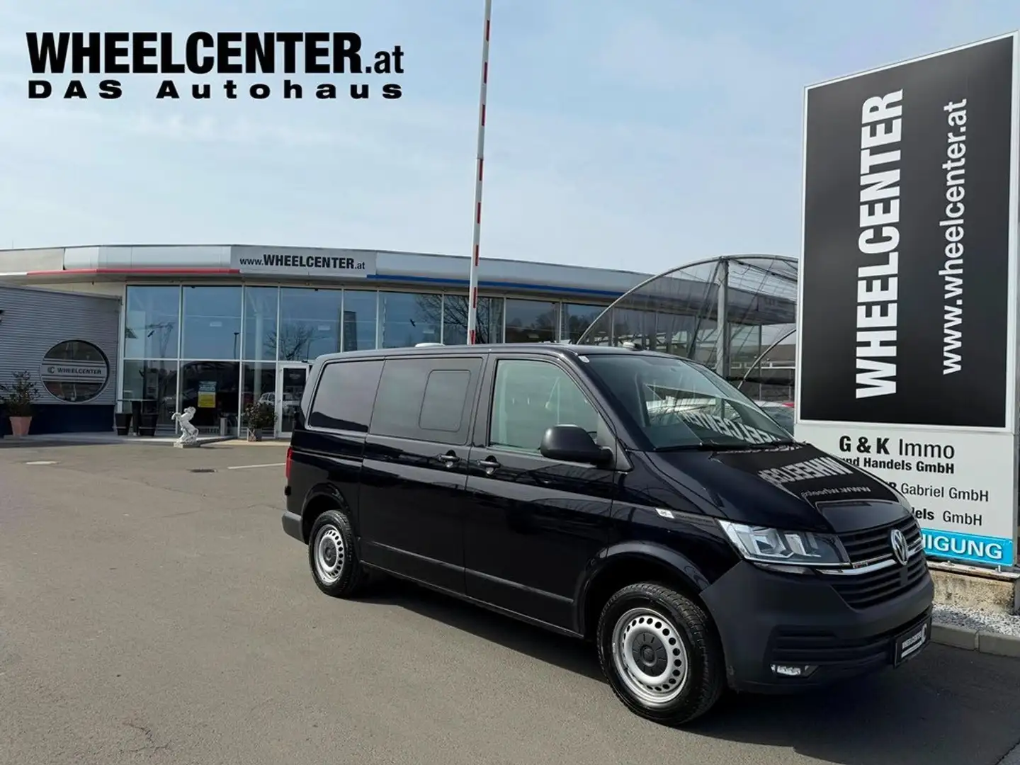 Volkswagen Transporter T6.1 2.0 TDI 4Motion DSG L1H1 * 5 SITZER Schwarz - 1