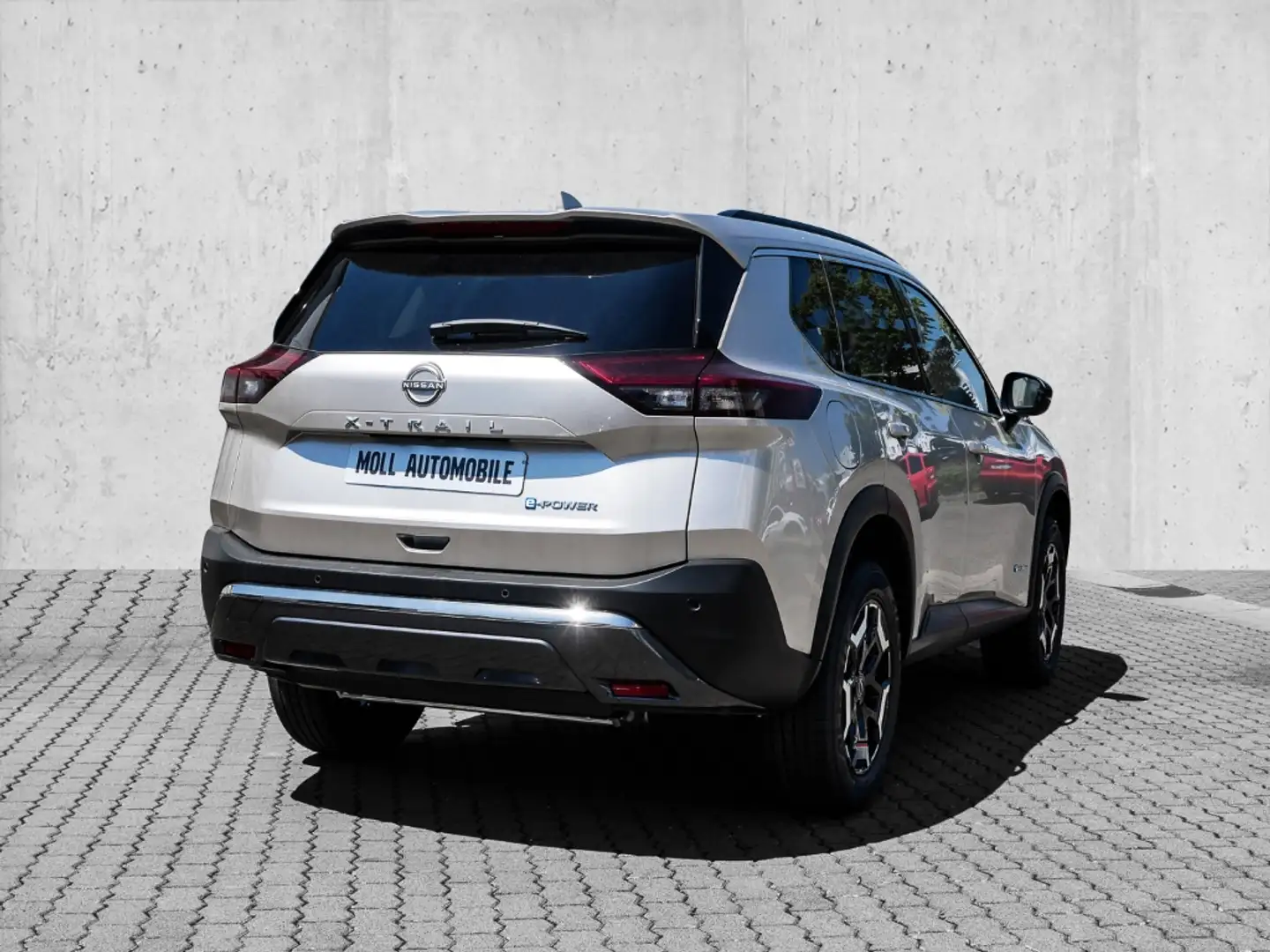 Nissan X-Trail N-Trek 1.5 VC-T e-POWER 204PS 4x2 5-Sitzer Silber - 2