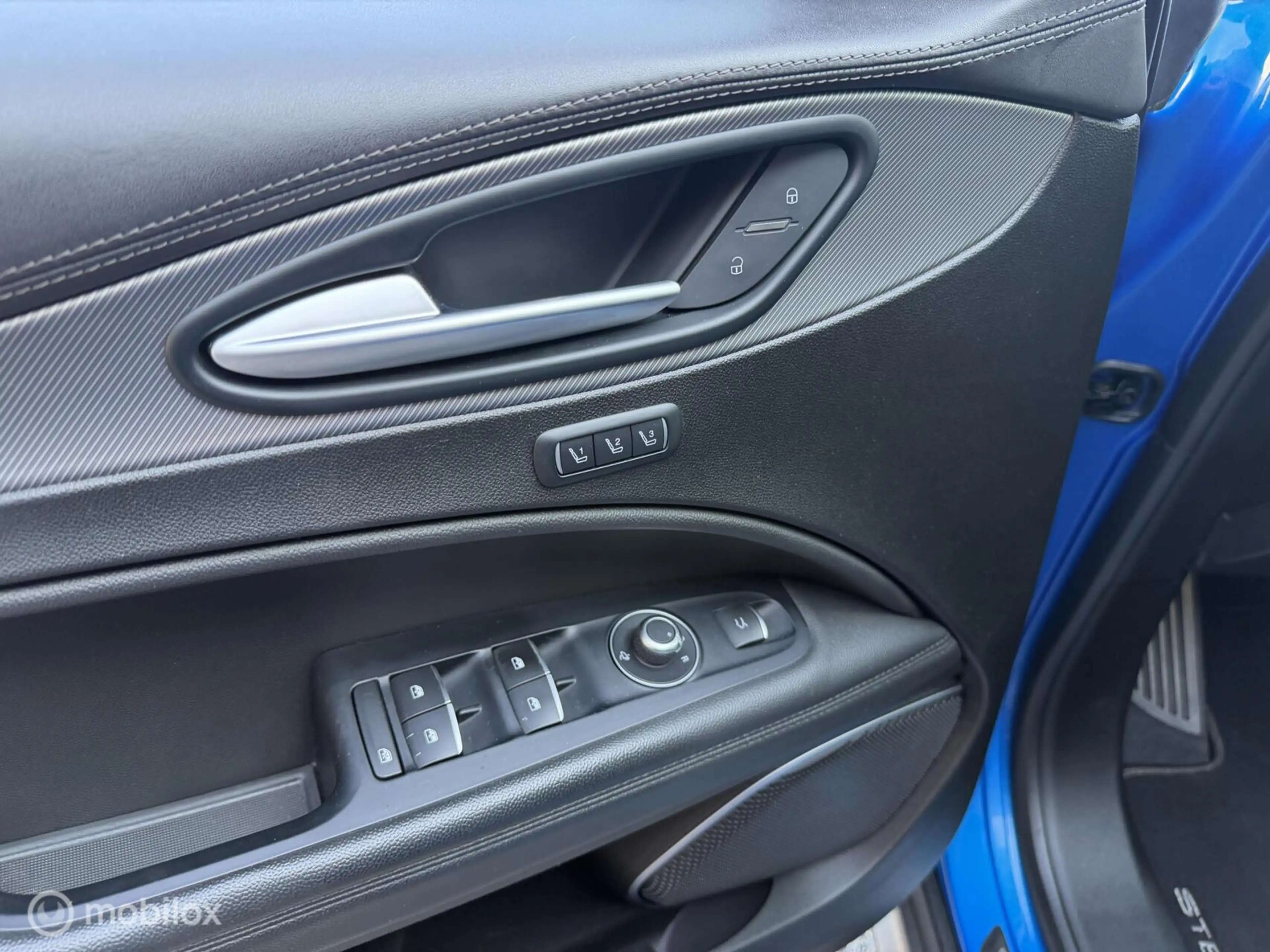Alfa Romeo Stelvio 2.0 T AWD Super LEDER*PANO-DAK*ACC*CAMERA* — photo 23
