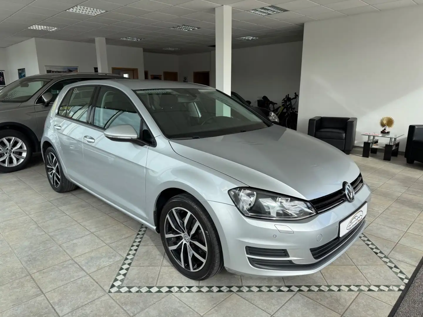 Volkswagen Golf VII Lim. Comfortline BMT Argent - 1