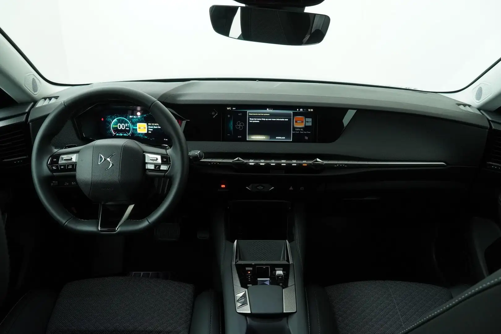 DS Automobiles DS 4 No E-Tense Pallas Comfort Tech Pack 58.3 kWh | 19" Сірий - 2