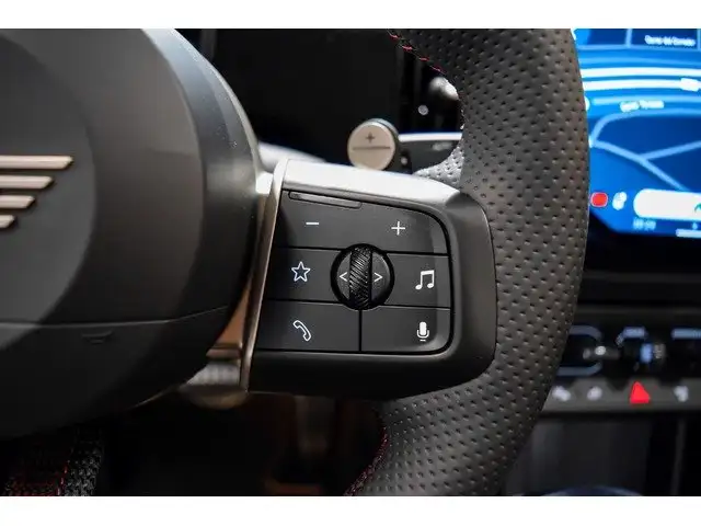 MINI Convertible view 21