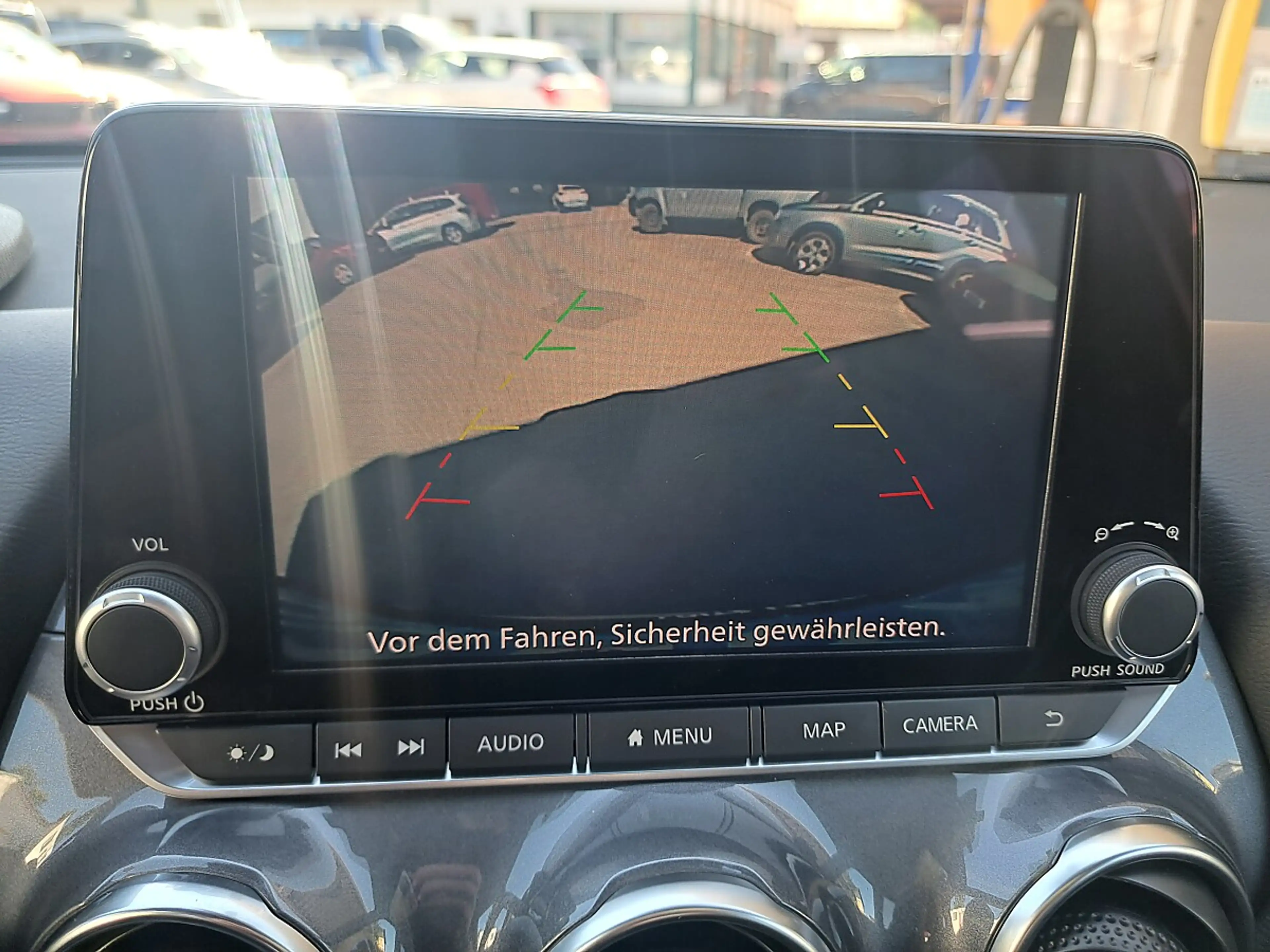 Nissan Juke 1,6 Hybrid N-Connecta 4AMT Aut. — photo 26