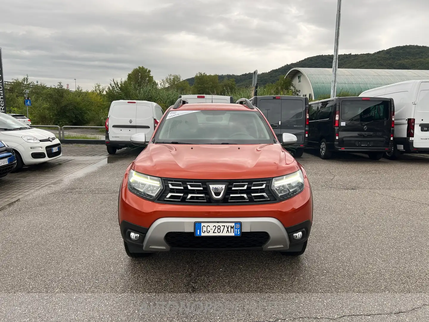 Dacia Duster 1.0 tce prestige gpl 4x2 100cv Orange - 2