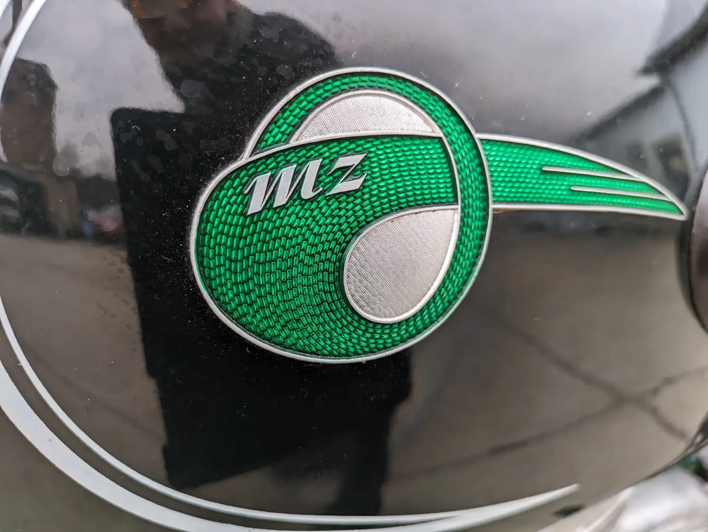 MZ ES 300 Černá - 1