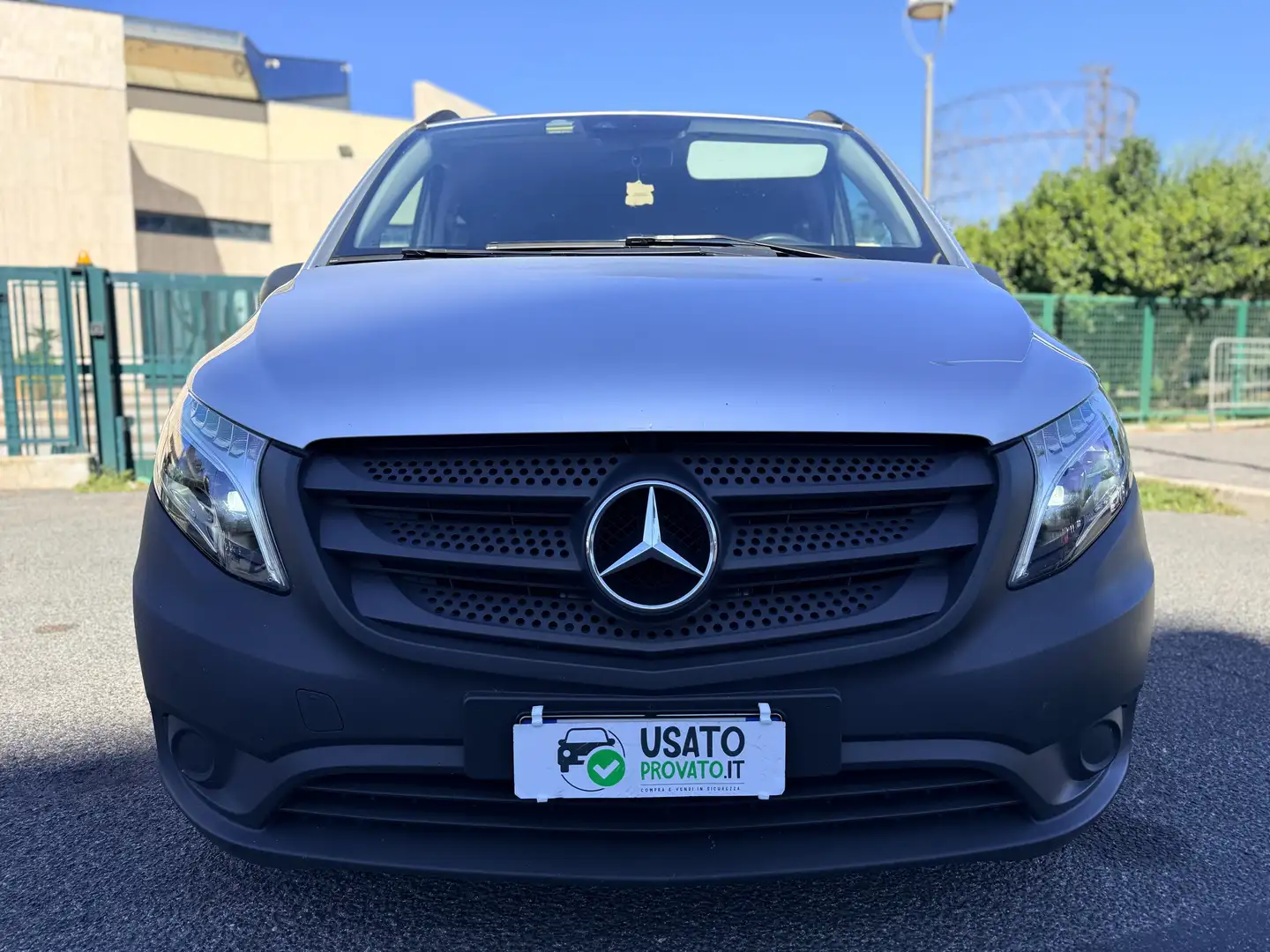 Mercedes-Benz Vito 2.0d 190cv 9G 6 Posti AUTOCARRO Iva Esposta UNIPRO Argent - 1