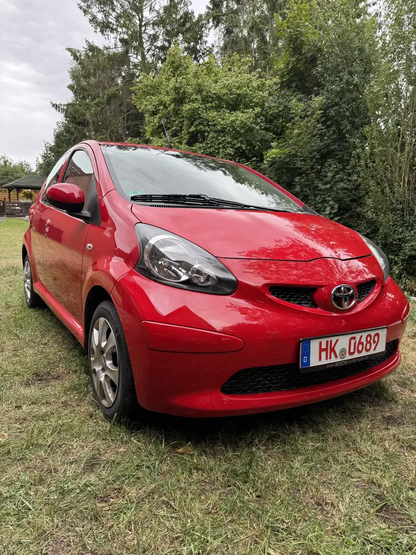 Toyota Aygo X Rot - 2