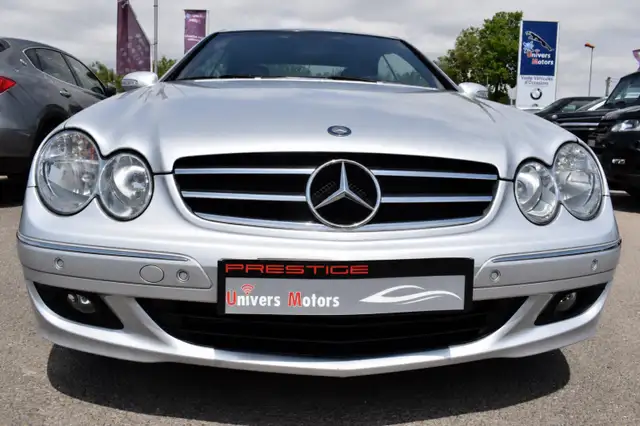 Mercedes-Benz CLK view 7