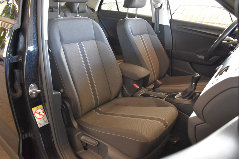 Volkswagen T-Roc 1.0 TSI Style Navi ACC PDC Winterpaket — photo 12
