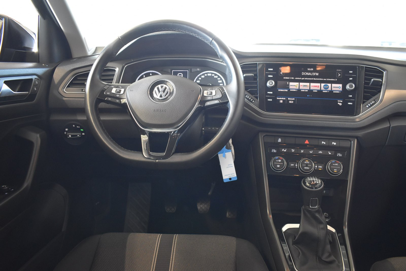 Volkswagen T-Roc 1.0 TSI Style Navi ACC PDC Winterpaket — photo 15