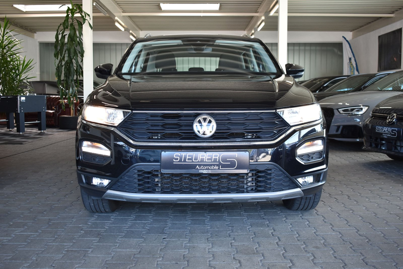 Volkswagen T-Roc 1.0 TSI Style Navi ACC PDC Winterpaket — photo 9