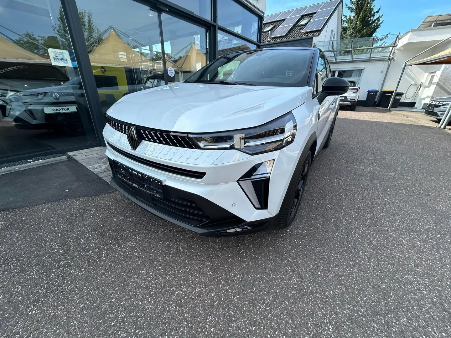 Renault Captur Techno 90PS Navi/Winter-Paket/Ganzjahresreifen Weiß - 2