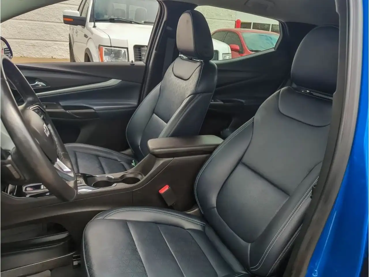 Chevrolet Bolt снимка Chevrolet Bolt