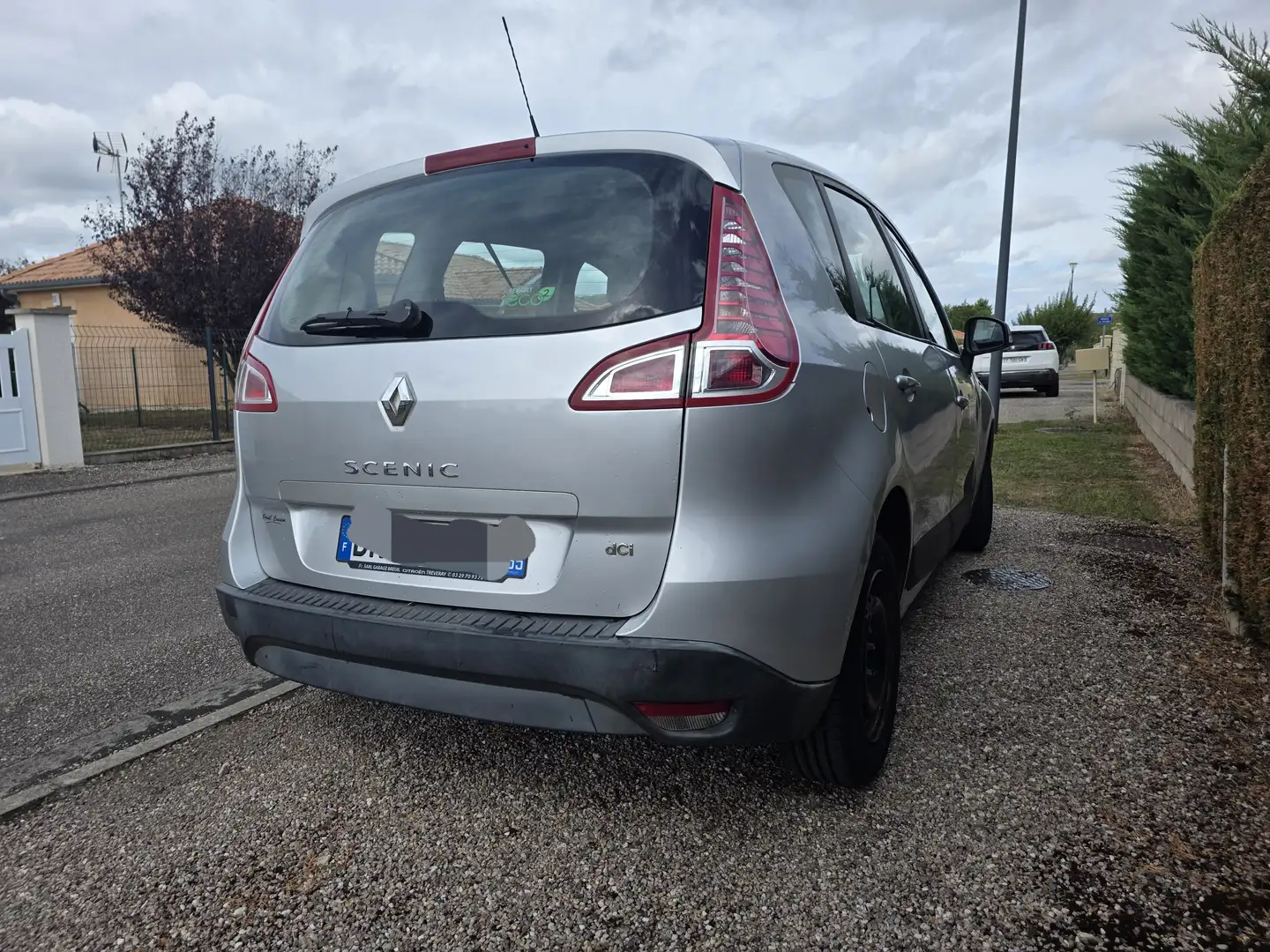 Renault Scenic Scenic III dCi 95 FAP eco2 Authentique Euro 5 2011 - 1