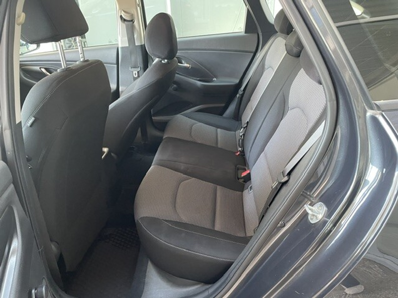 Hyundai i30 CW 1,5 DPI i-Line — photo 8