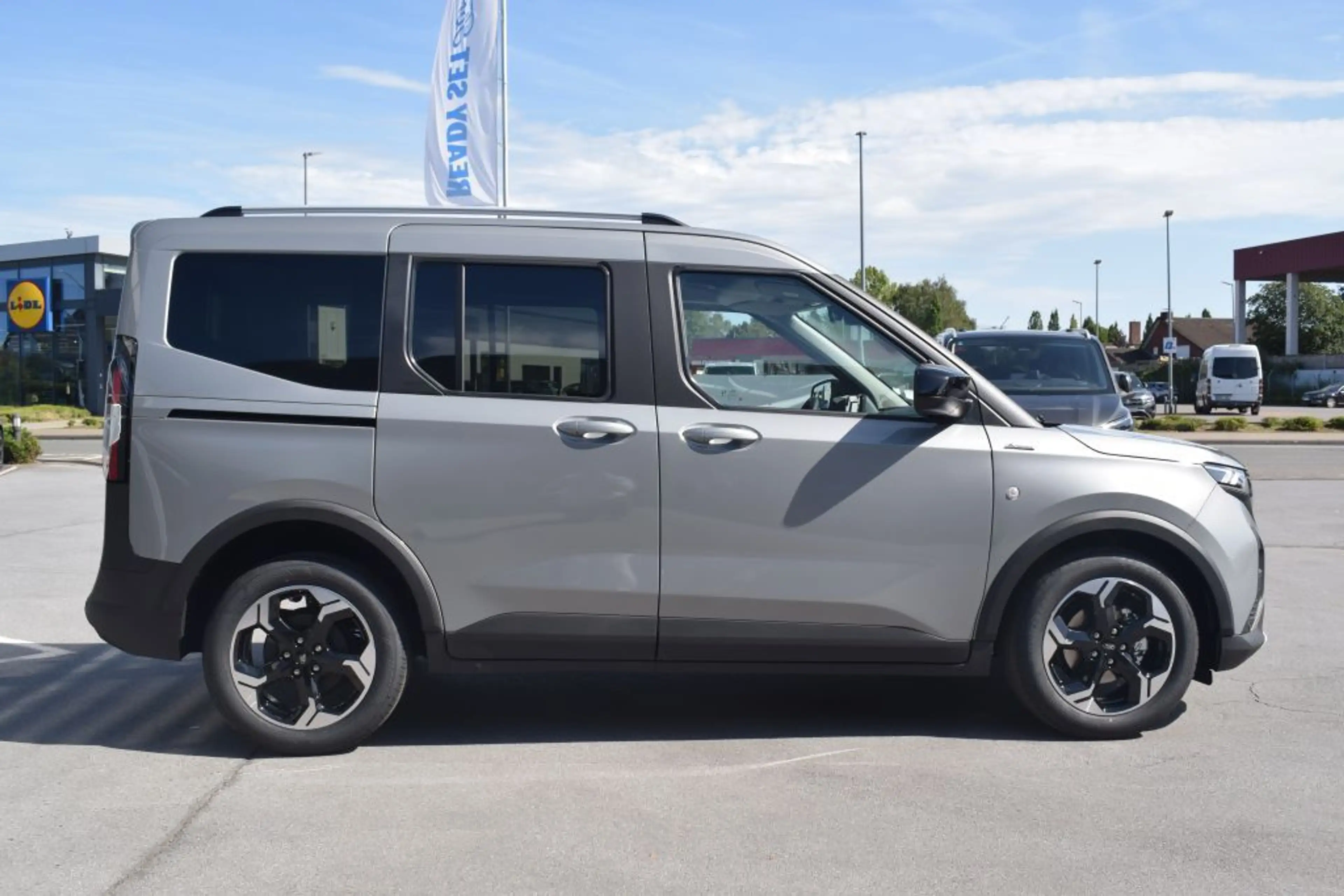 Ford Tourneo Courier ACTIVE 1.0 EcoBoost Aut. LED — photo 8