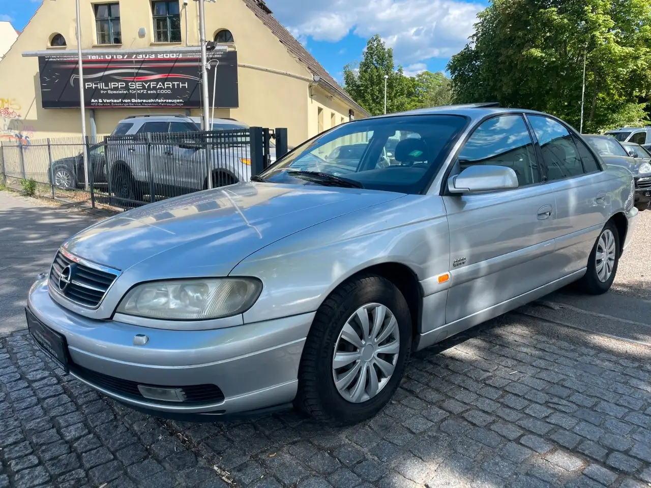 Opel Omega