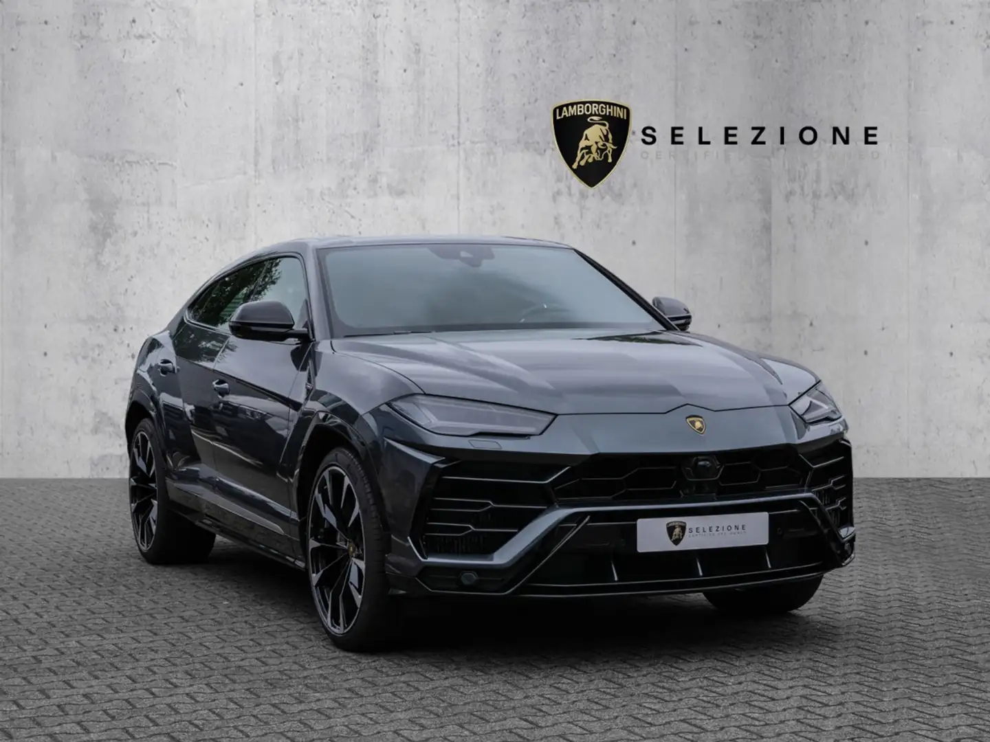Lamborghini Urus Grigio Lynx, High Gloss Black Pack Šedá - 1