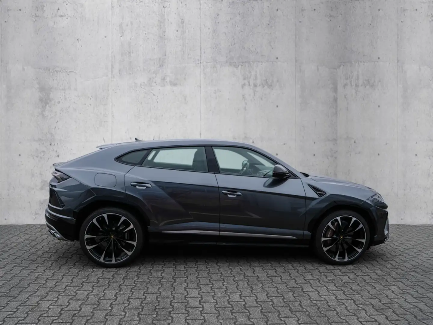 Lamborghini Urus Grigio Lynx, High Gloss Black Pack Šedá - 2