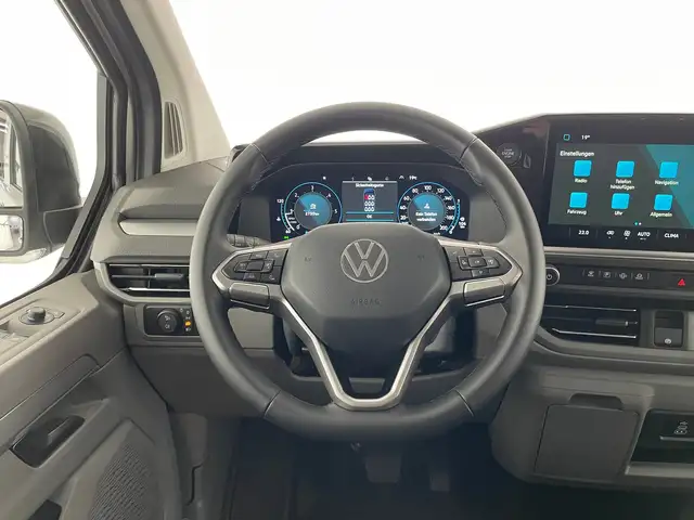 Volkswagen Caravelle view 13