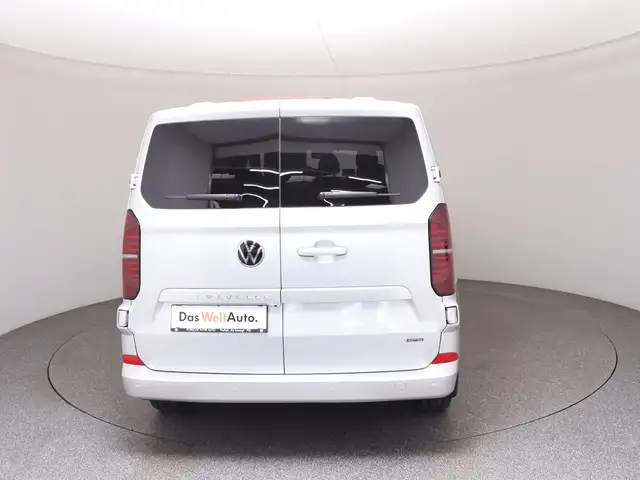 Volkswagen Caravelle view 6
