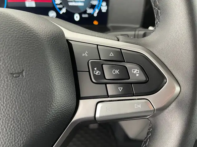 Volkswagen T7 Caravelle VW T7 Caravelle Life LR TDI 4MOTION Ansicht 16