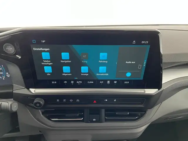 Volkswagen T7 Caravelle VW T7 Caravelle Life LR TDI 4MOTION Ansicht 21