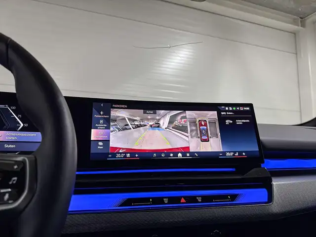 BMW I5 view 13