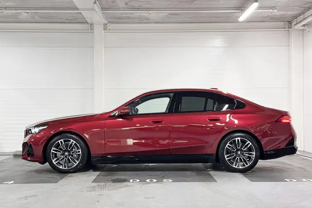 BMW I5 view 2