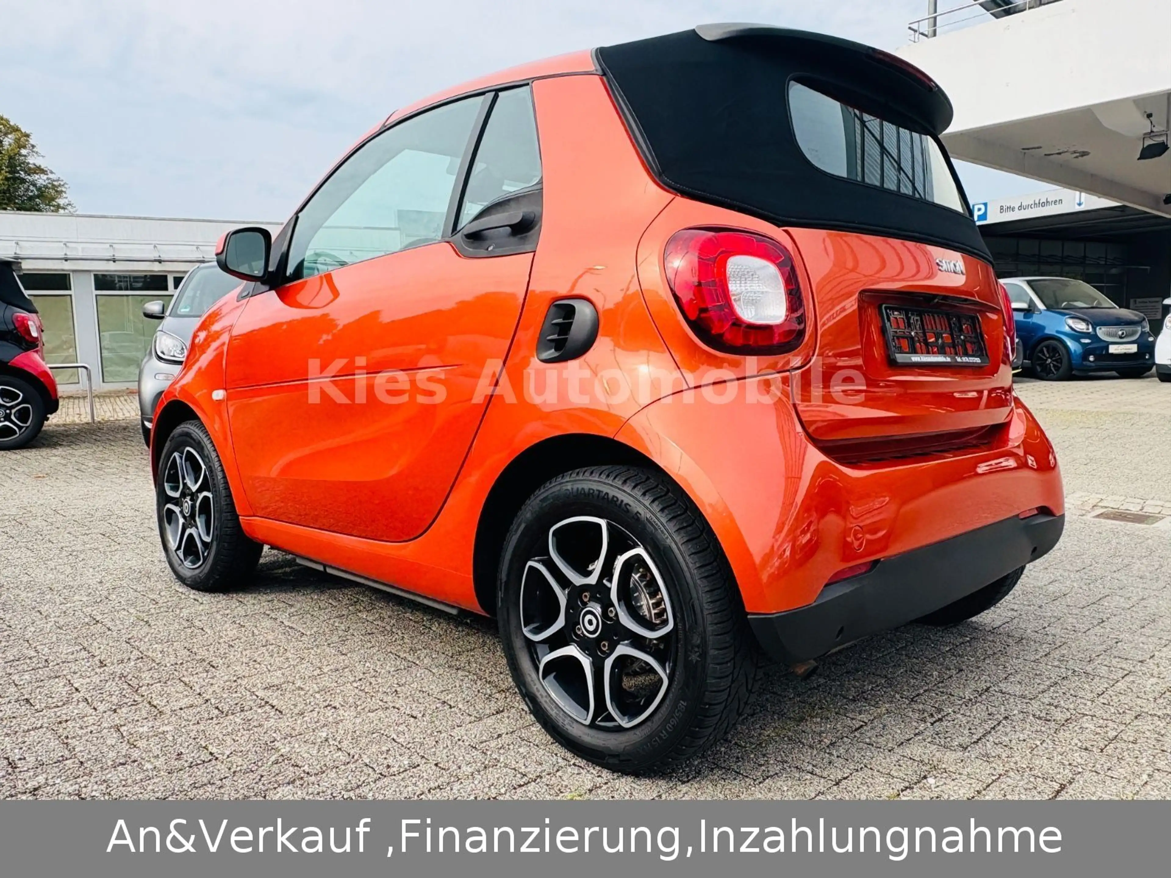 smart forTwo Cabrio Prime 90Ps AUTOM/LEDER/KAMERA/NAVI — photo 9