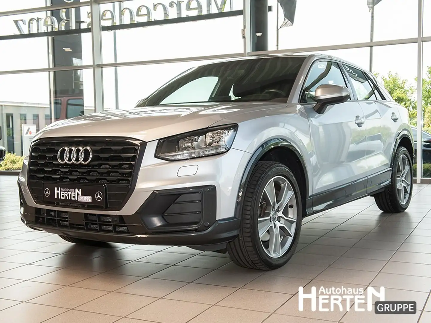 Audi Q2 2.0 35 TDI DESIGN+MMI NAVI PLUS+RÜCKFAHRKAM. Argento - 1