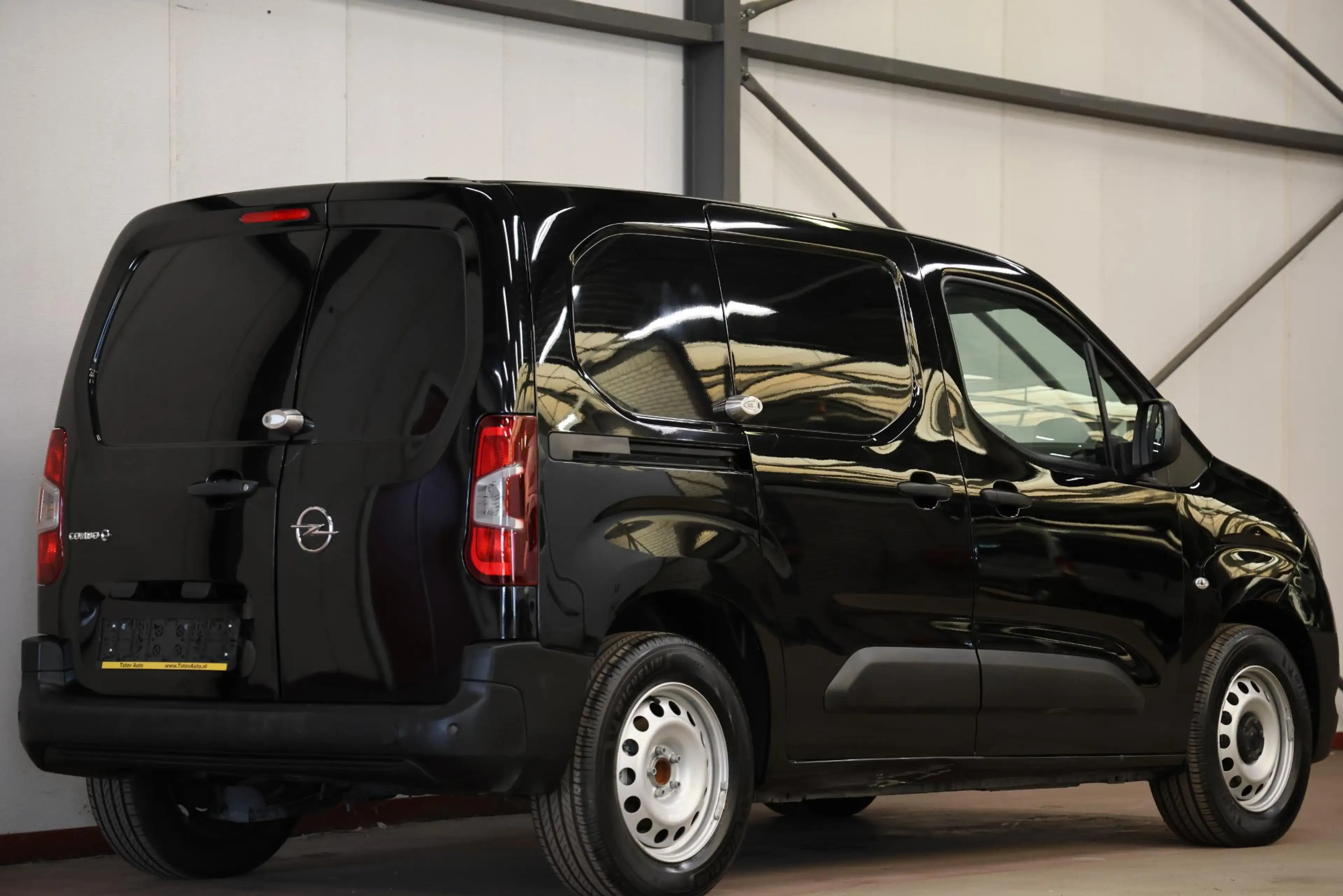 Opel Combo-e L1H1 50 kWh AIRCO PDC — photo 3