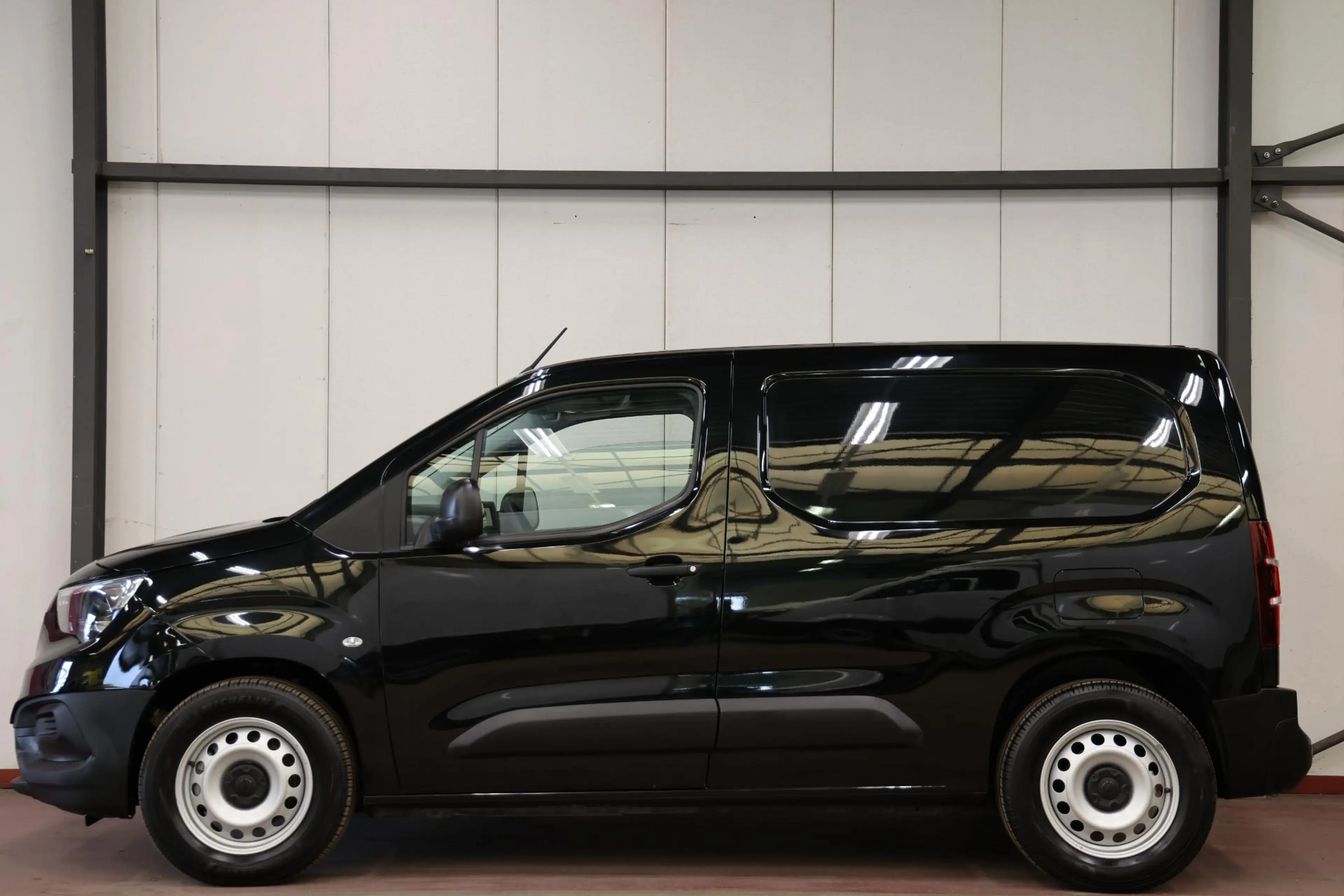 Opel Combo-e L1H1 50 kWh AIRCO PDC — photo 16