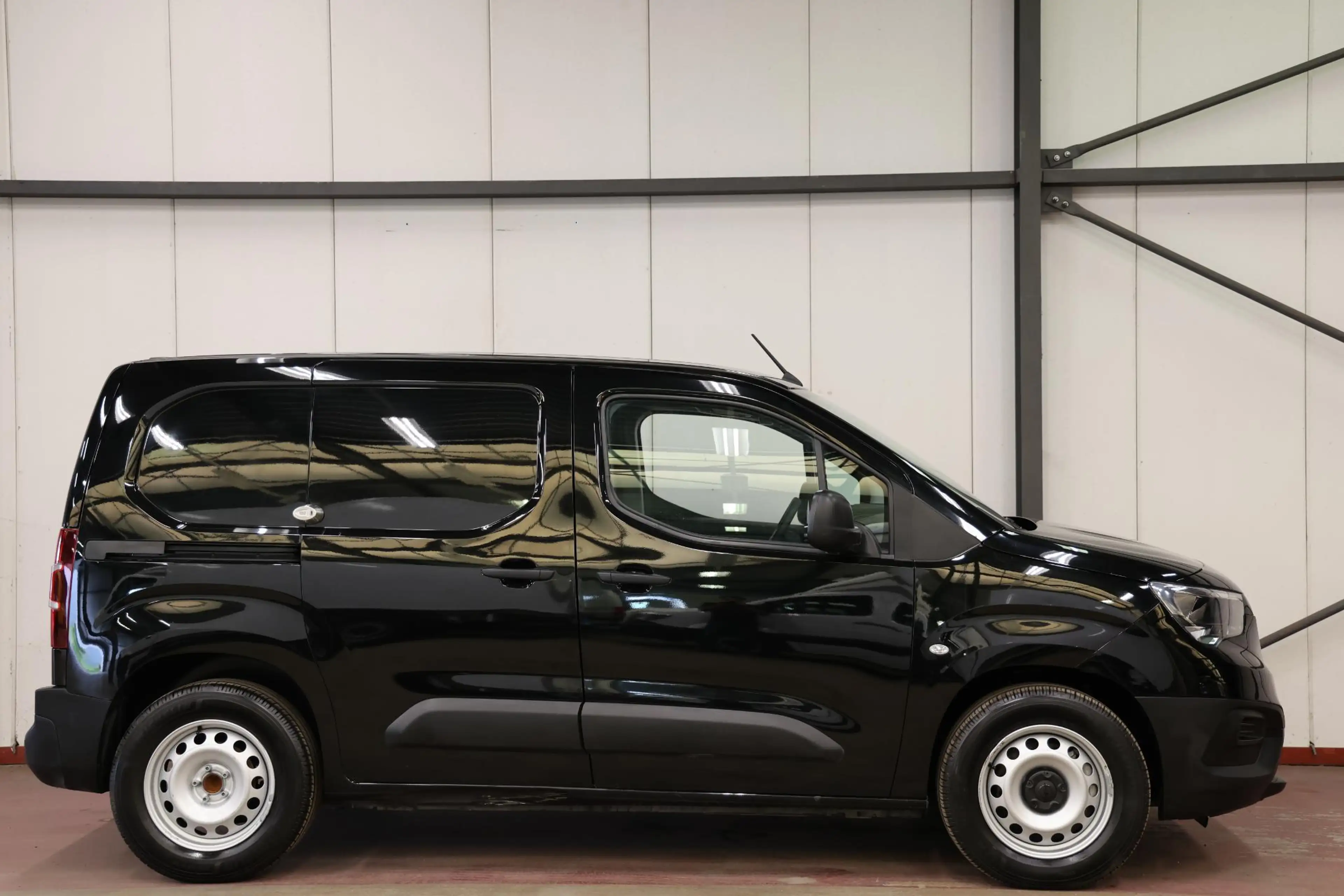 Opel Combo-e L1H1 50 kWh AIRCO PDC — photo 17
