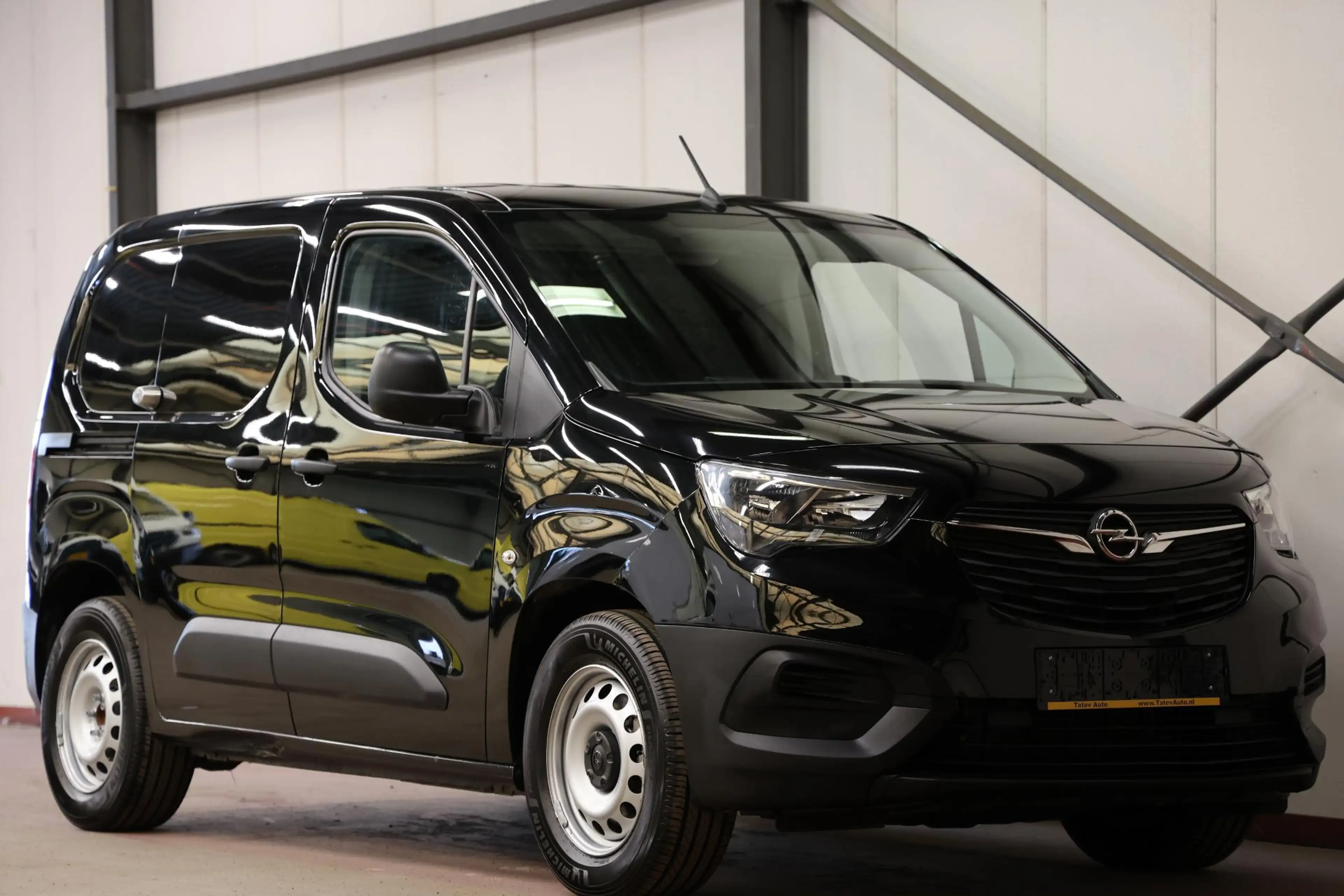 Opel Combo-e L1H1 50 kWh AIRCO PDC — photo 2