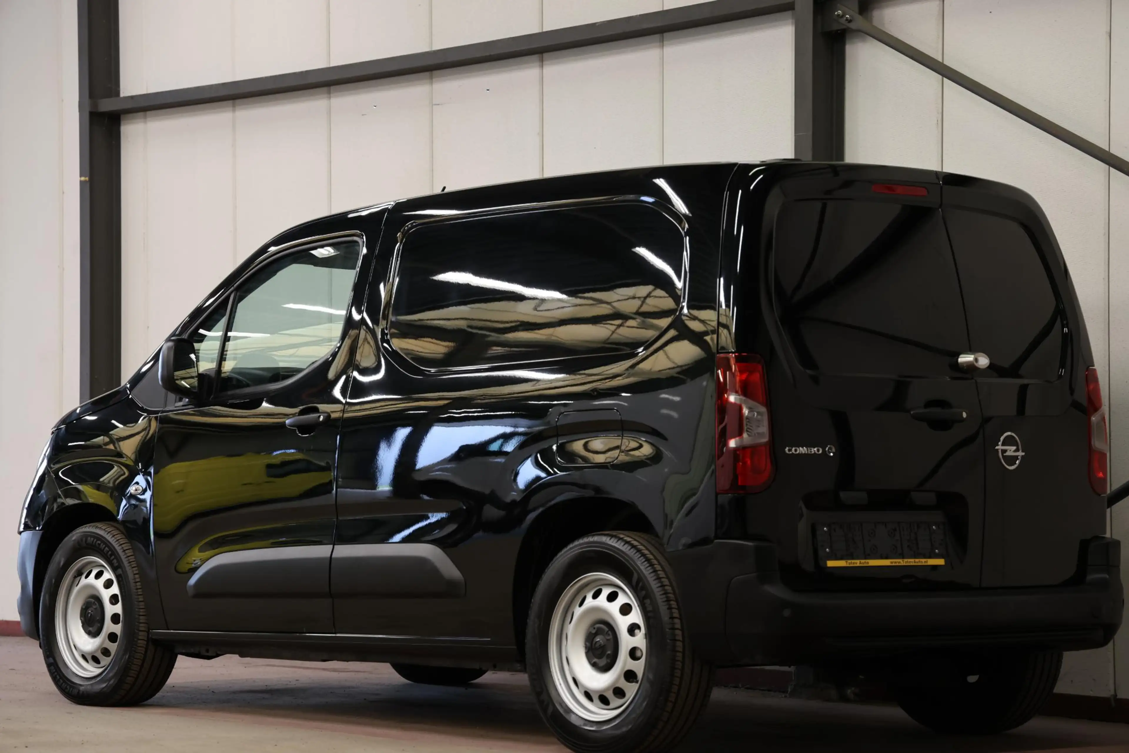 Opel Combo-e L1H1 50 kWh AIRCO PDC — photo 20