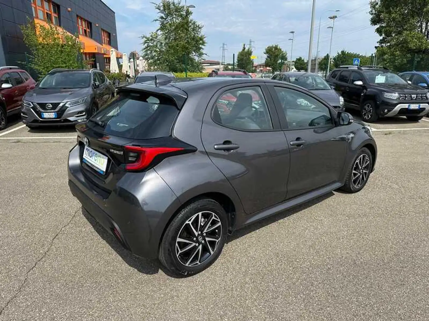 Toyota Yaris 1.5h Trend Grigio - 2