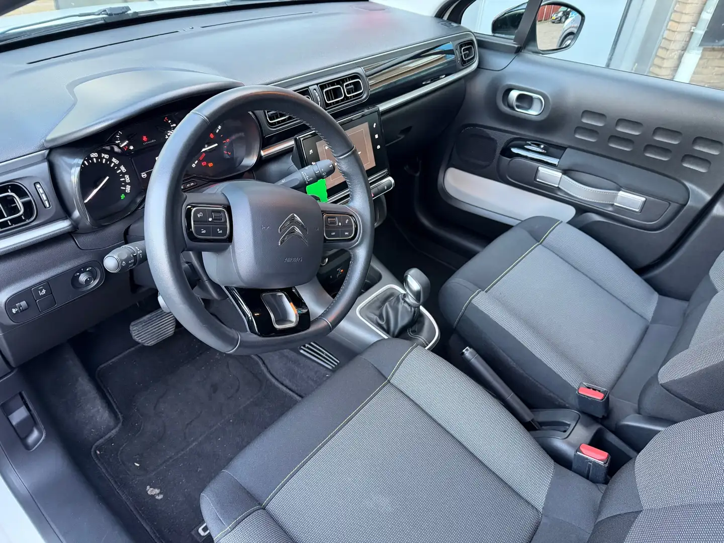 Citroen C3 1.2 PureTech Business |Carplay|Navi|Camera| Weiß - 2