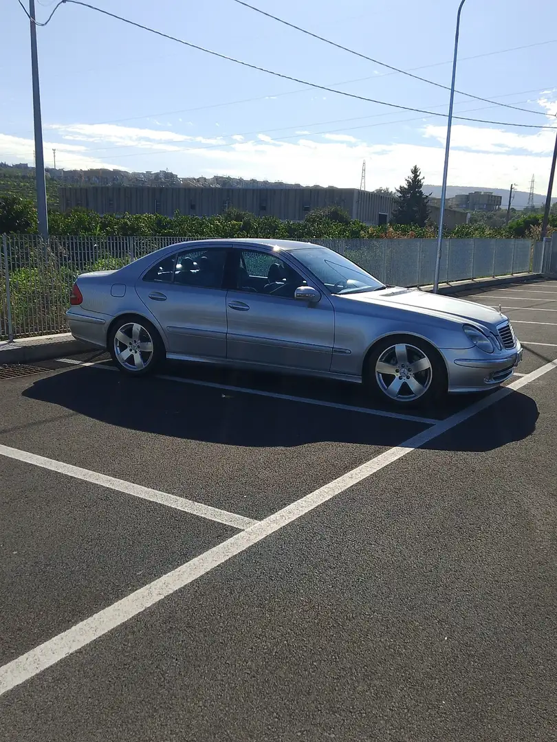 Mercedes-Benz 320 avantgarde - 1