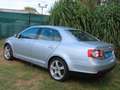 Volkswagen Jetta V 1,6 Comf.  Automatik-Klima-Schiebedach Silber - thumbnail 8
