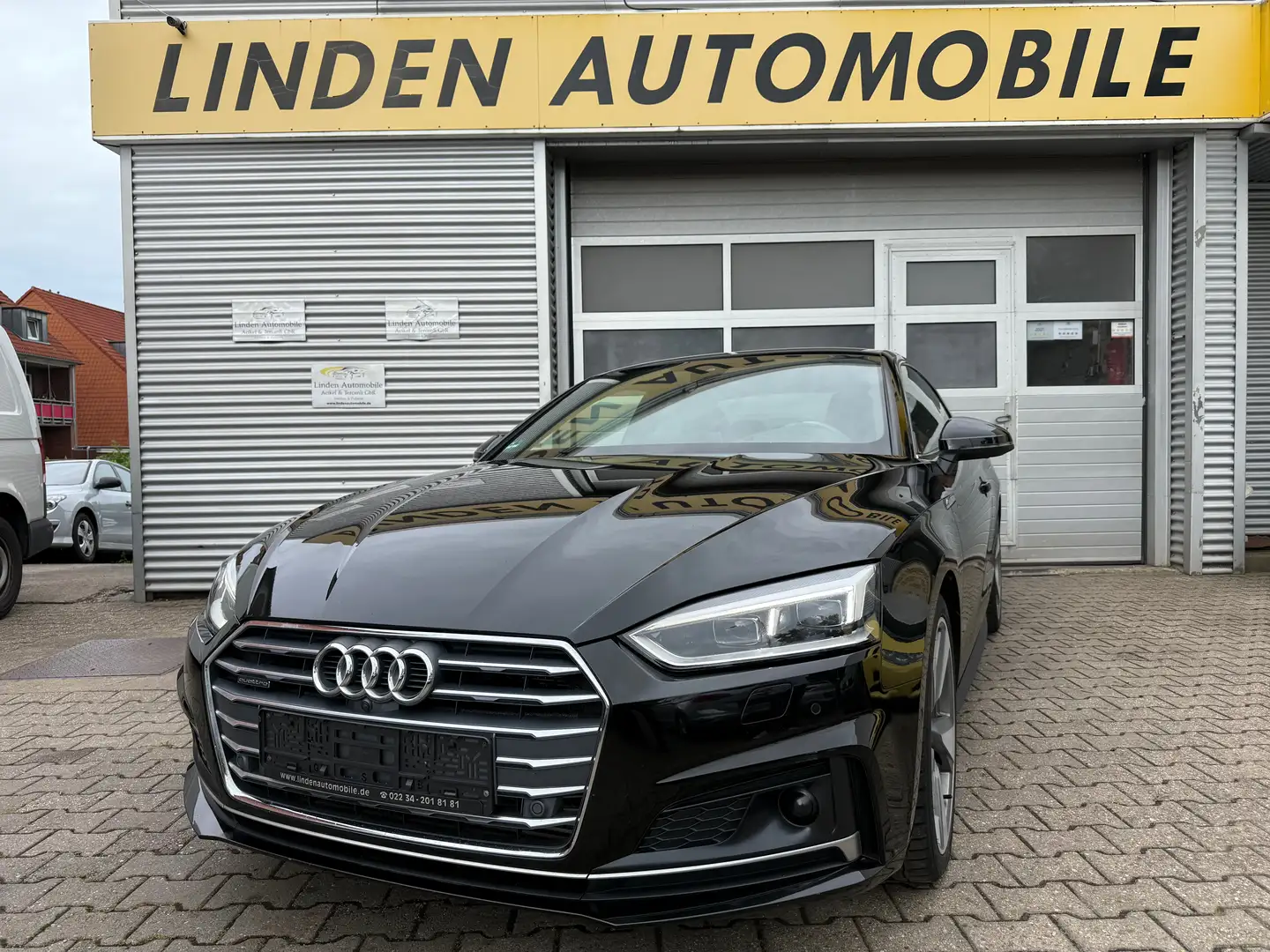 Audi A5 quattro sport  S-Line Schwarz - 1