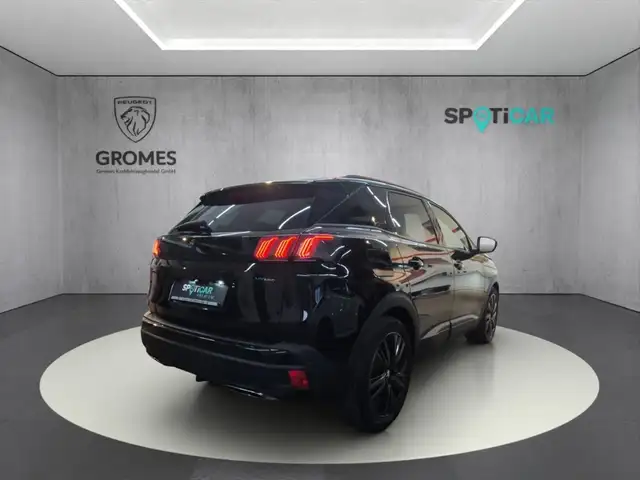 Peugeot 3008 view 3