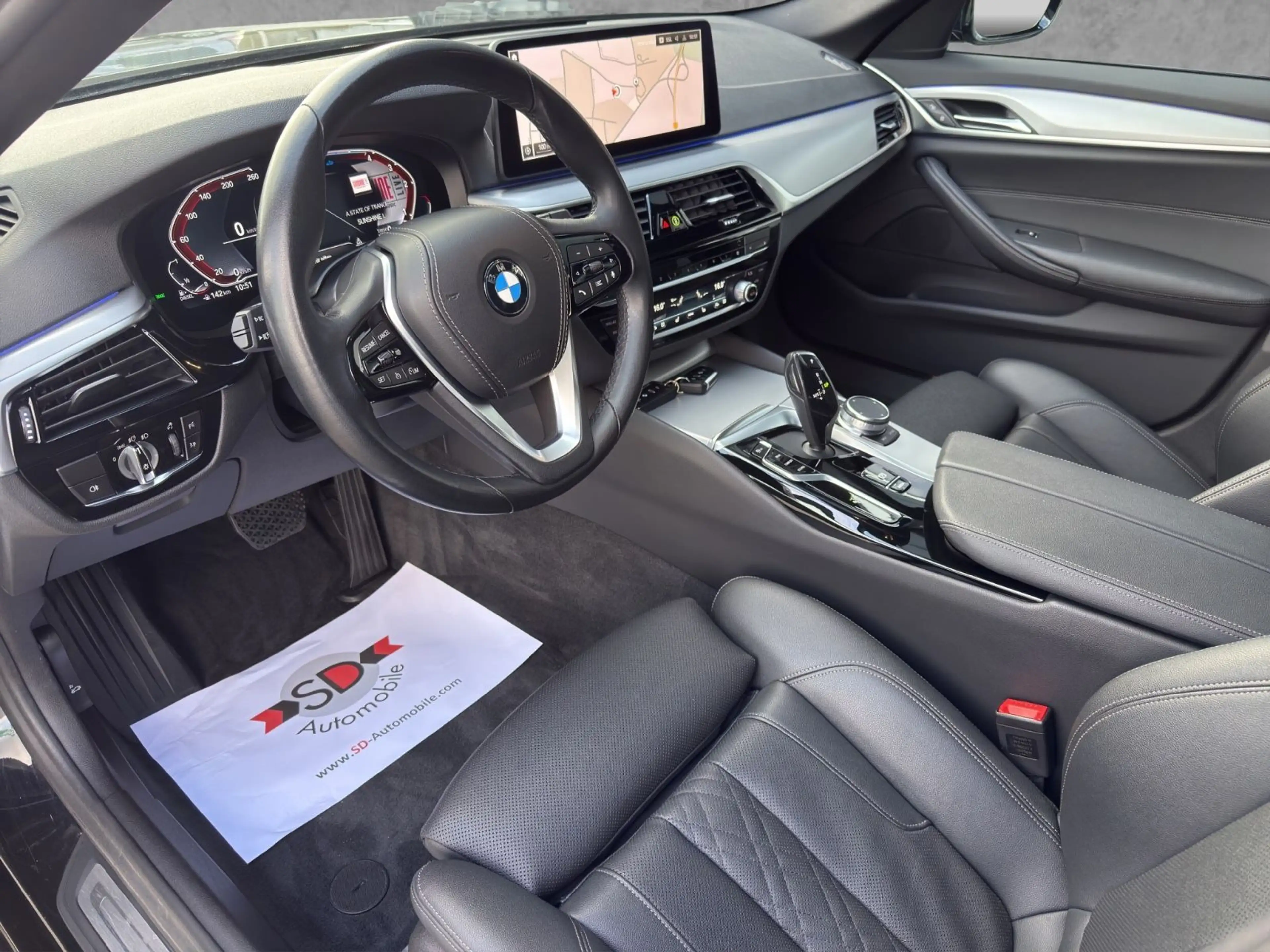 BMW 520 d LED Panorama Navi Live-Cockpit Leder 1-Han — photo 6