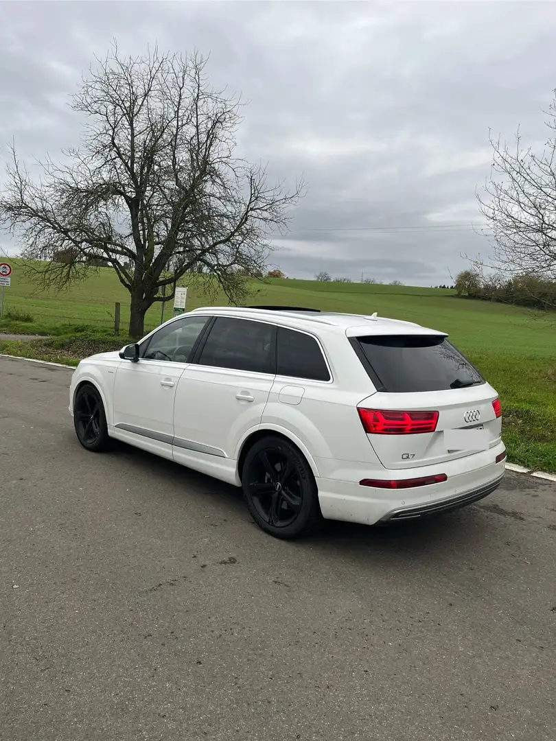 Audi Q7 e-tron 3.0 TDI e-tron quattro Weiß - 1
